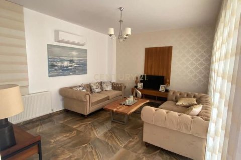 3 dormitorios Villa en Chloraka, Paphos,  No. 56301 3