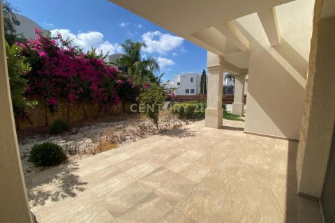 3 dormitorios Villa en Chloraka, Paphos,  No. 56301 13