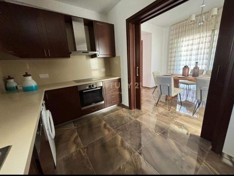 Вилла с 3 спальнями в Хлорака, Пафос, Кипр № 56301