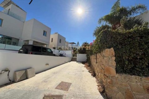 3 dormitorios Villa en Chloraka, Paphos,  No. 56301 12