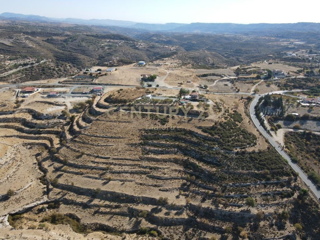Terrain à Agios Amvrosios, Limassol, Chypre No. 56296