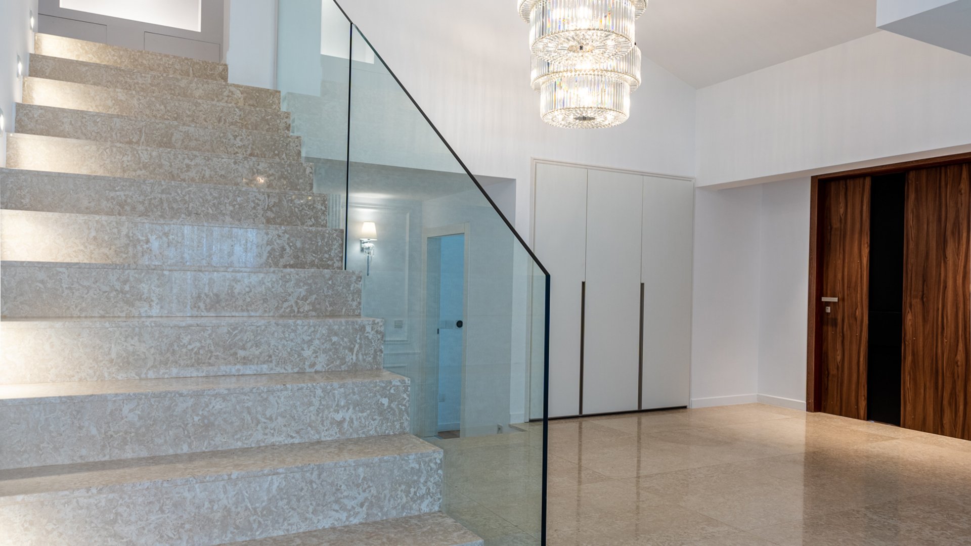 4 bedrooms Villa in Limassol, Cyprus No. 26891