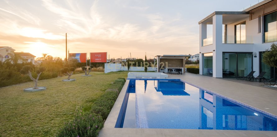 4 dormitorios Villa en Pegeia, Paphos,  No. 56221