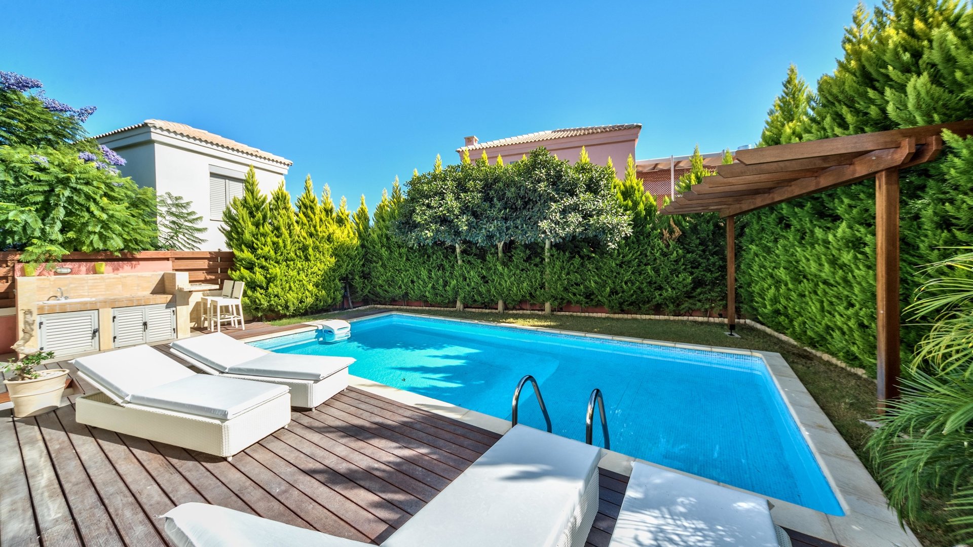 5 bedrooms Villa in Limassol, Cyprus No. 28017