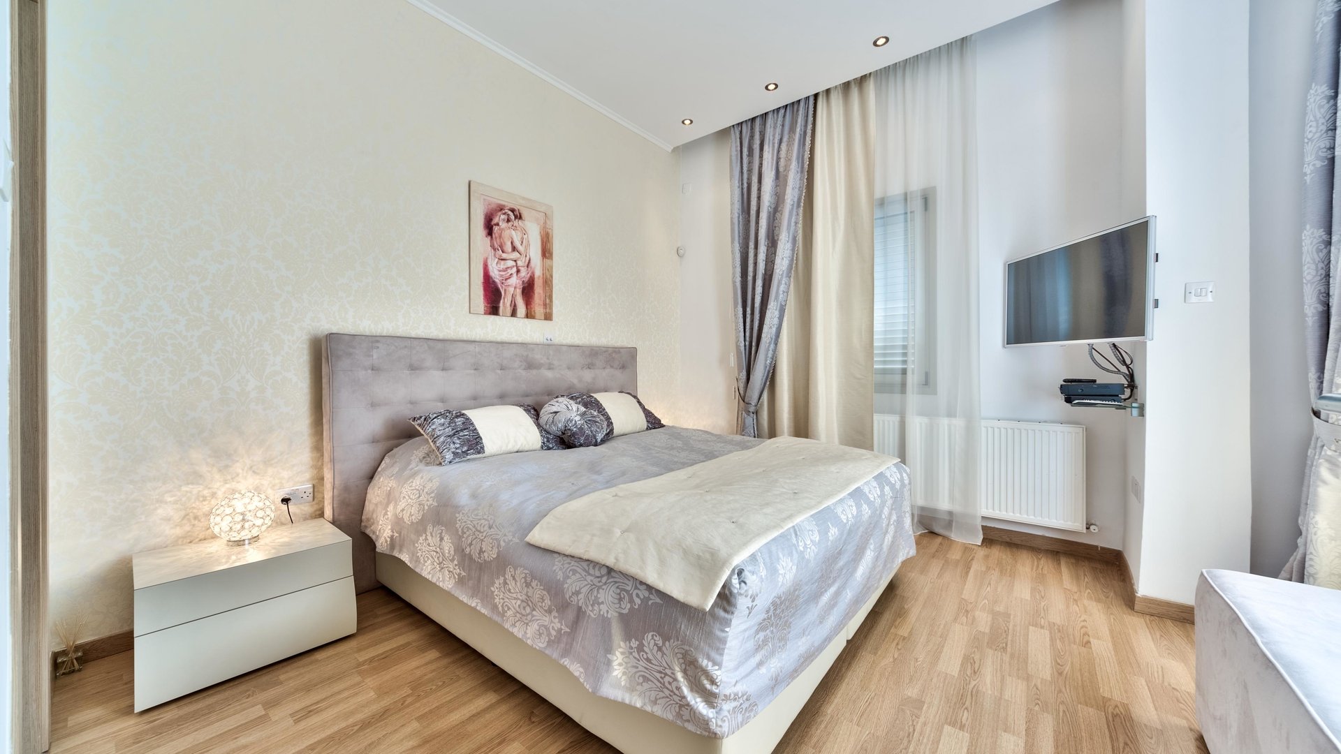 5 bedrooms Villa in Limassol, Cyprus No. 28017