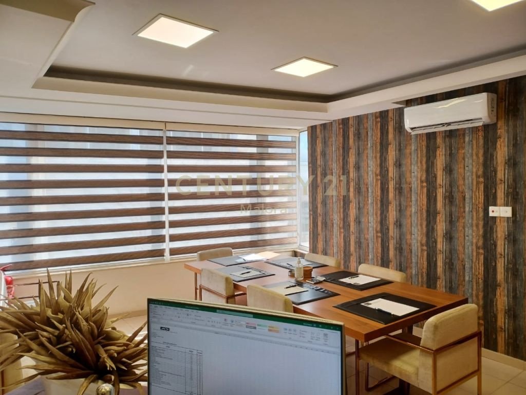 192m2 Office in Limassol, Cyprus No. 56145