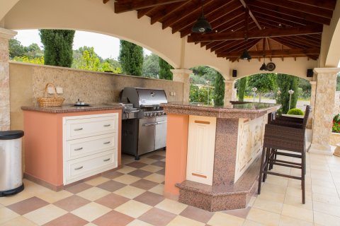 6 bedrooms Villa in Kouklia, Paphos,  No. 45461 18