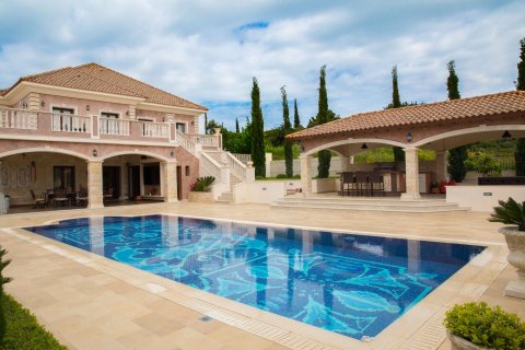 6 bedrooms Villa in Kouklia, Paphos,  No. 45461 17