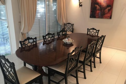 Вилла с 4 спальнями в Лимассол, Лимасол,  № 38540 5