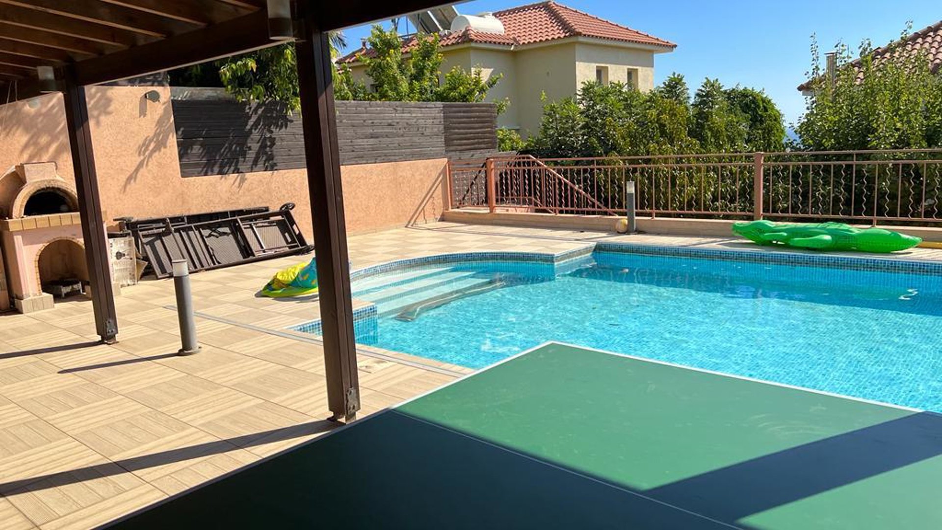 5 bedrooms Villa in Limassol, Cyprus No. 29403