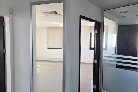 200m2 Office in Strovolos, Nicosia,  No. 50560 8