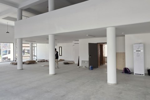750m2 Shop in Strovolos, Nicosia,  No. 50561 9