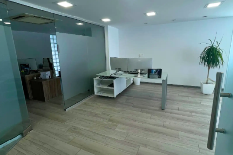 474m2 Bureau à Larnaca, Larnaka, No. 50313 7