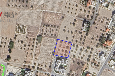 2000m2 Terreno en Larnaka,  No. 50311