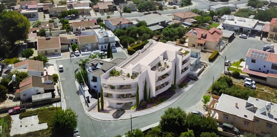 2 bedrooms Apartment in Dromolaxia, Larnaka, No. 48473