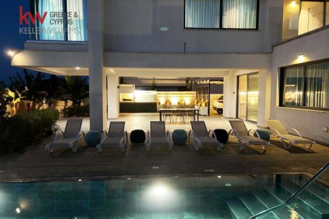 3 bedrooms Villa in Paralimni, Ammochostos,  No. 39730 5