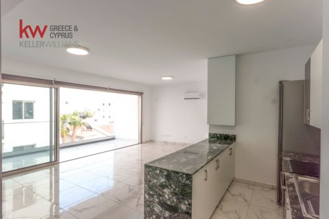 3 bedrooms Apartment in Larnaca, Larnaka,  No. 39732