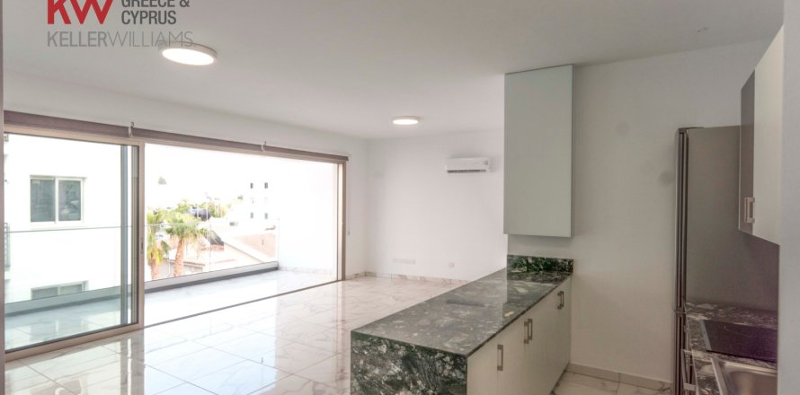 3 bedrooms Apartment in Larnaca, Larnaka,  No. 39732
