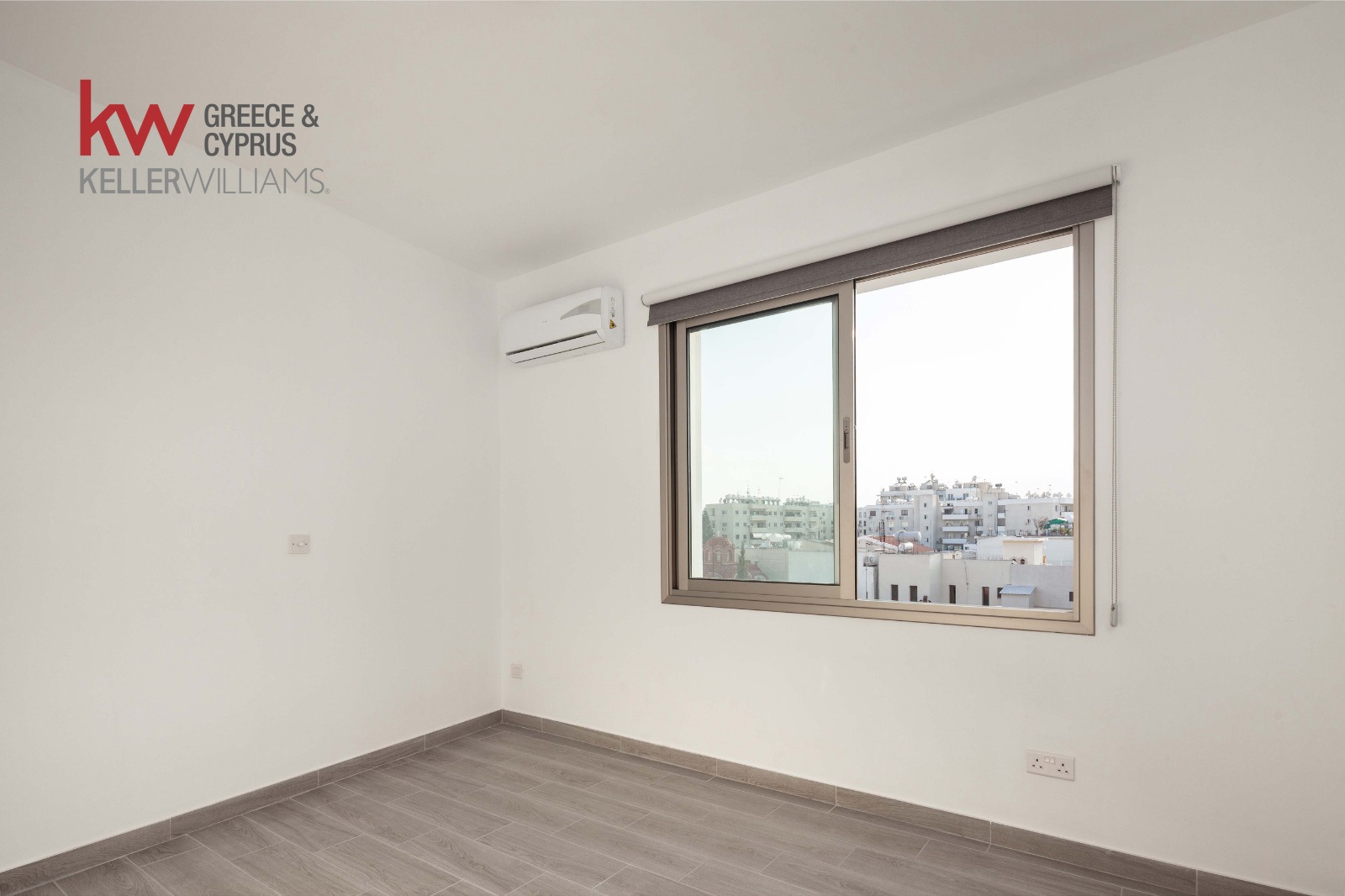 3 bedrooms Apartment in Larnaca, Larnaka, Cyprus No. 39732
