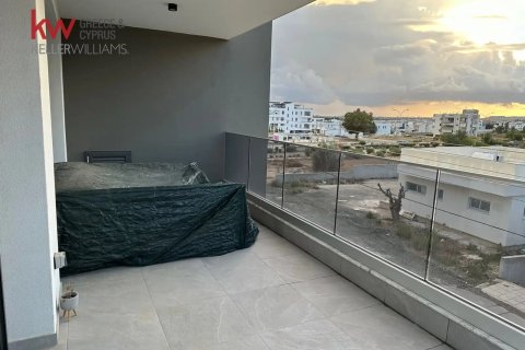 2 bedrooms Apartment in Larnaka, No. 39735 12