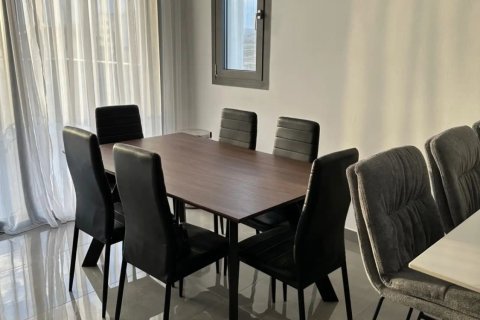 2 bedrooms Apartment in Larnaka, No. 39735 4