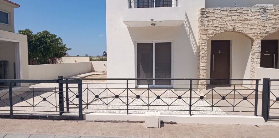 2 bedrooms Townhouse in Tersefanou, Larnaka,  No. 39729