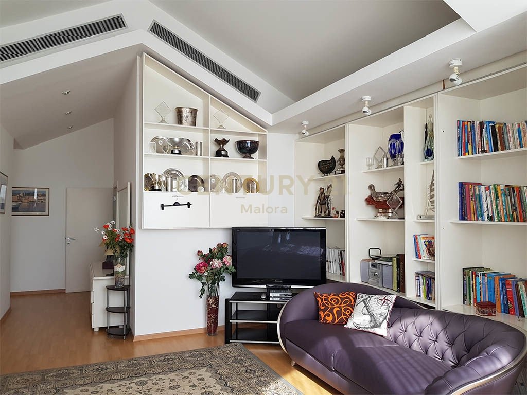 6 dormitorios Villa en Agios Tychonas, Limassol, Chipre No. 55705