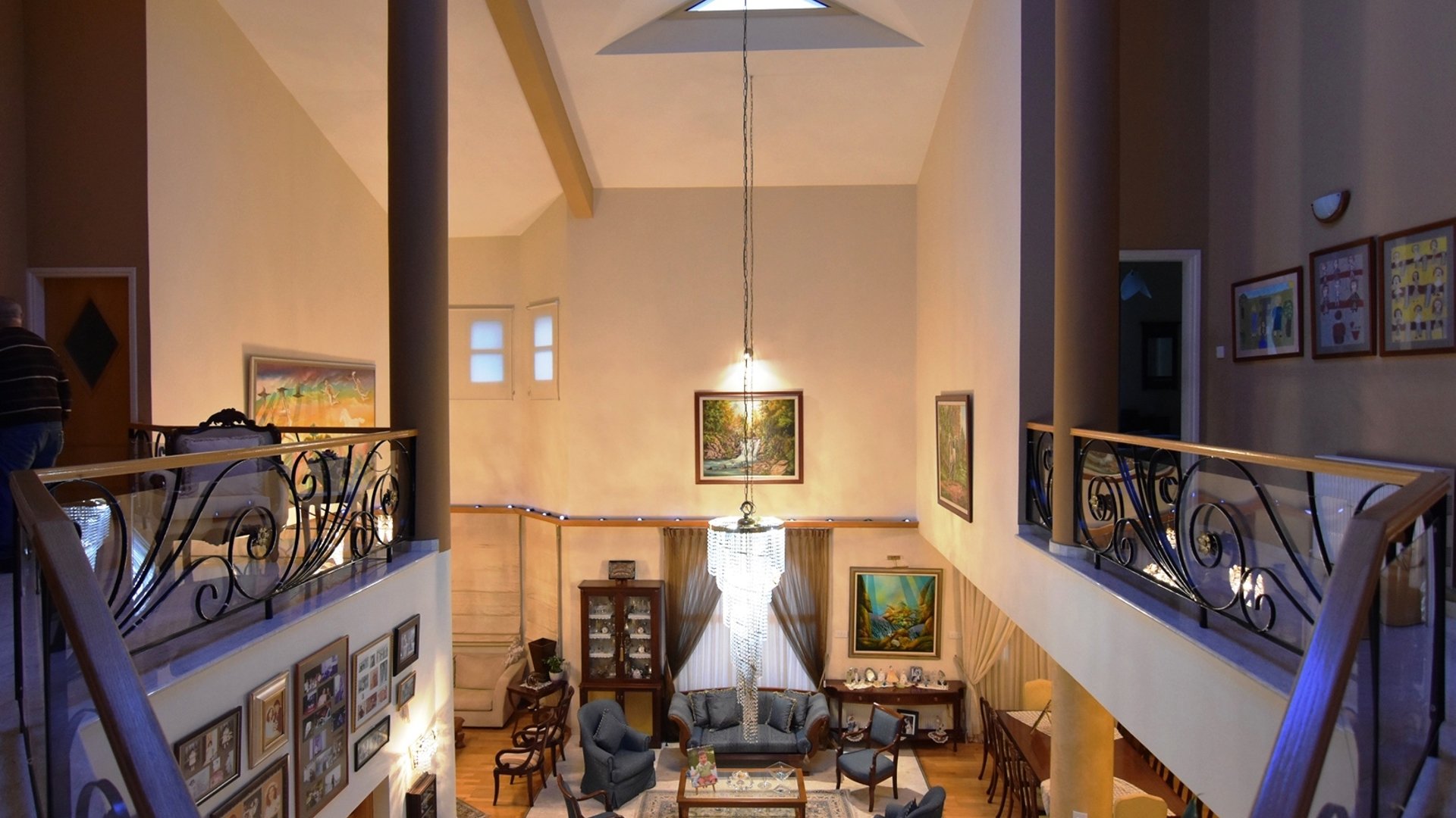5 bedrooms Villa in Limassol, Cyprus No. 25818