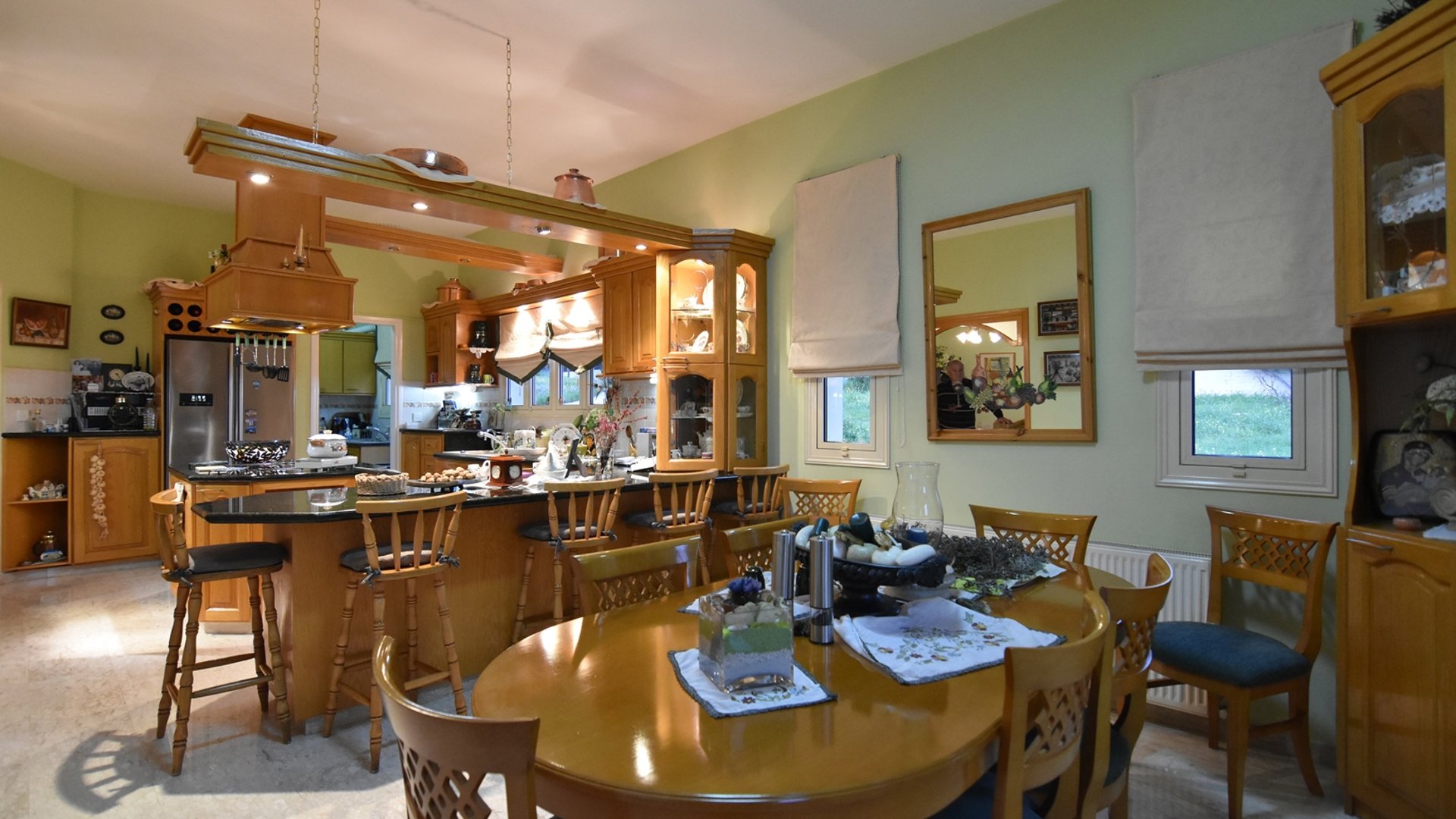 5 bedrooms Villa in Limassol, Cyprus No. 25818