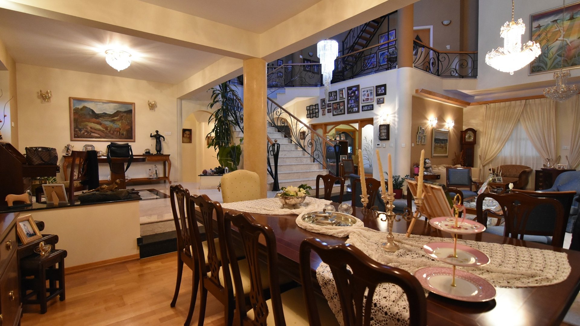 5 bedrooms Villa in Limassol, Cyprus No. 25818