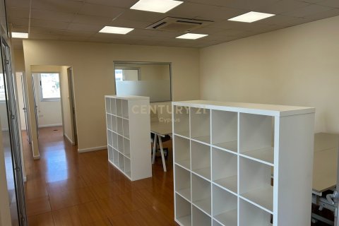 248m2 Oficina en Mesa Geitonia, Limassol,  No. 55125 6