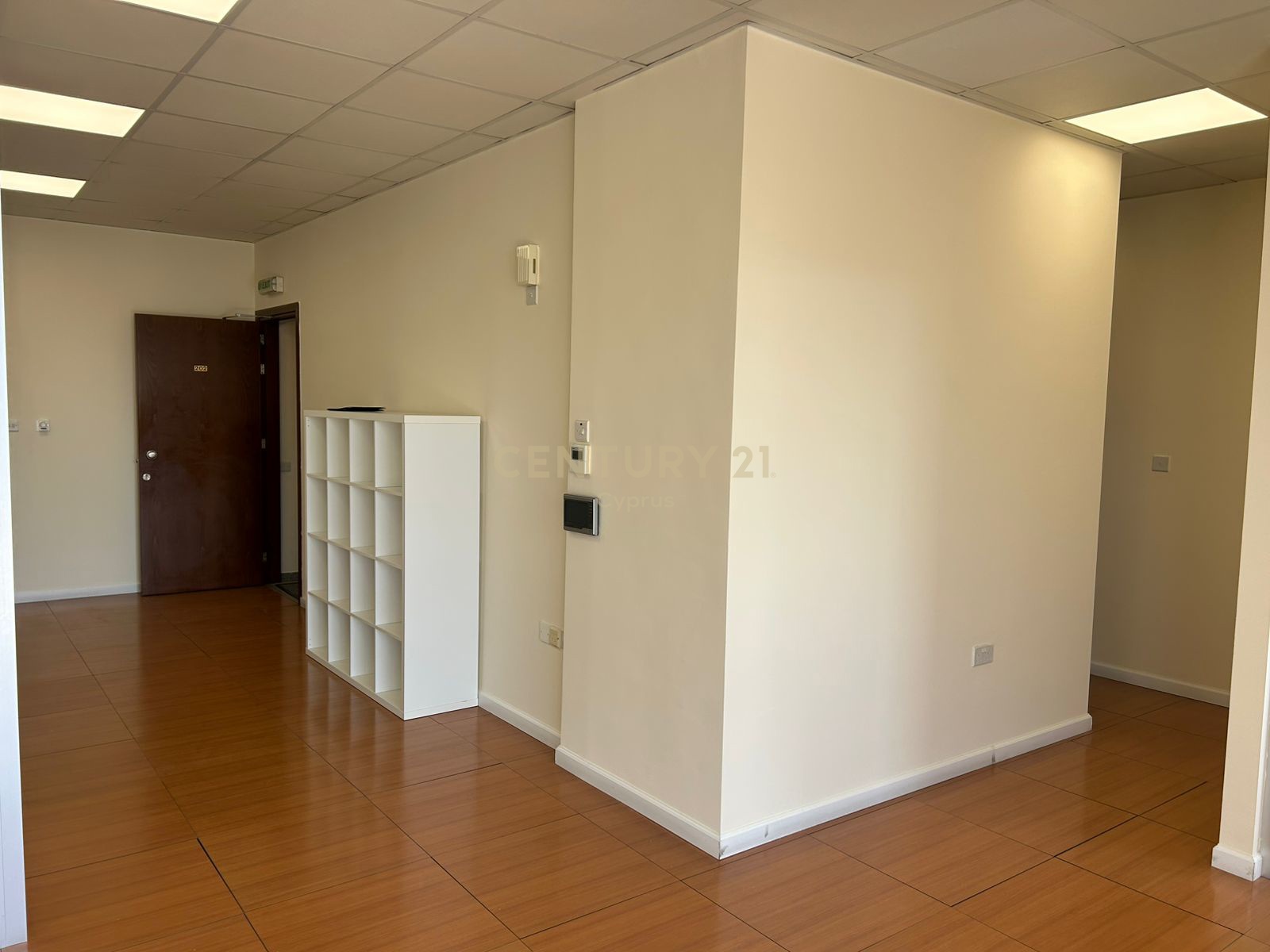 248m2 Office in Mesa Geitonia, Limassol, Cyprus No. 55125