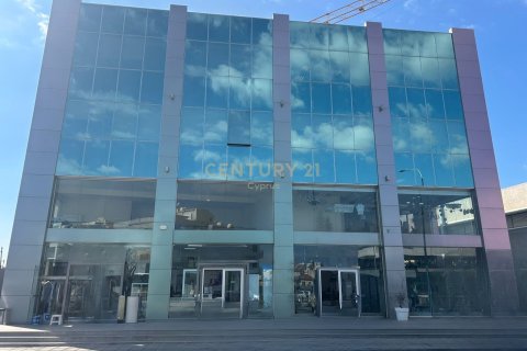 248m2 Oficina en Mesa Geitonia, Limassol, No. 55125