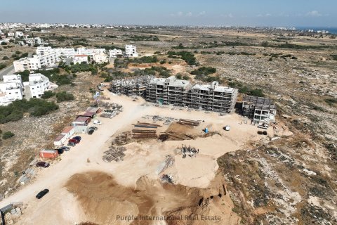 Квартира с 2 спальнями в Паралимни, Аммохостос, Кипр № 36388 15