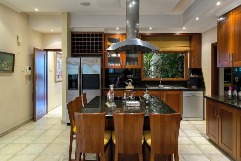 4 bedrooms Villa in Aradippou, Larnaka, No. 39130 3