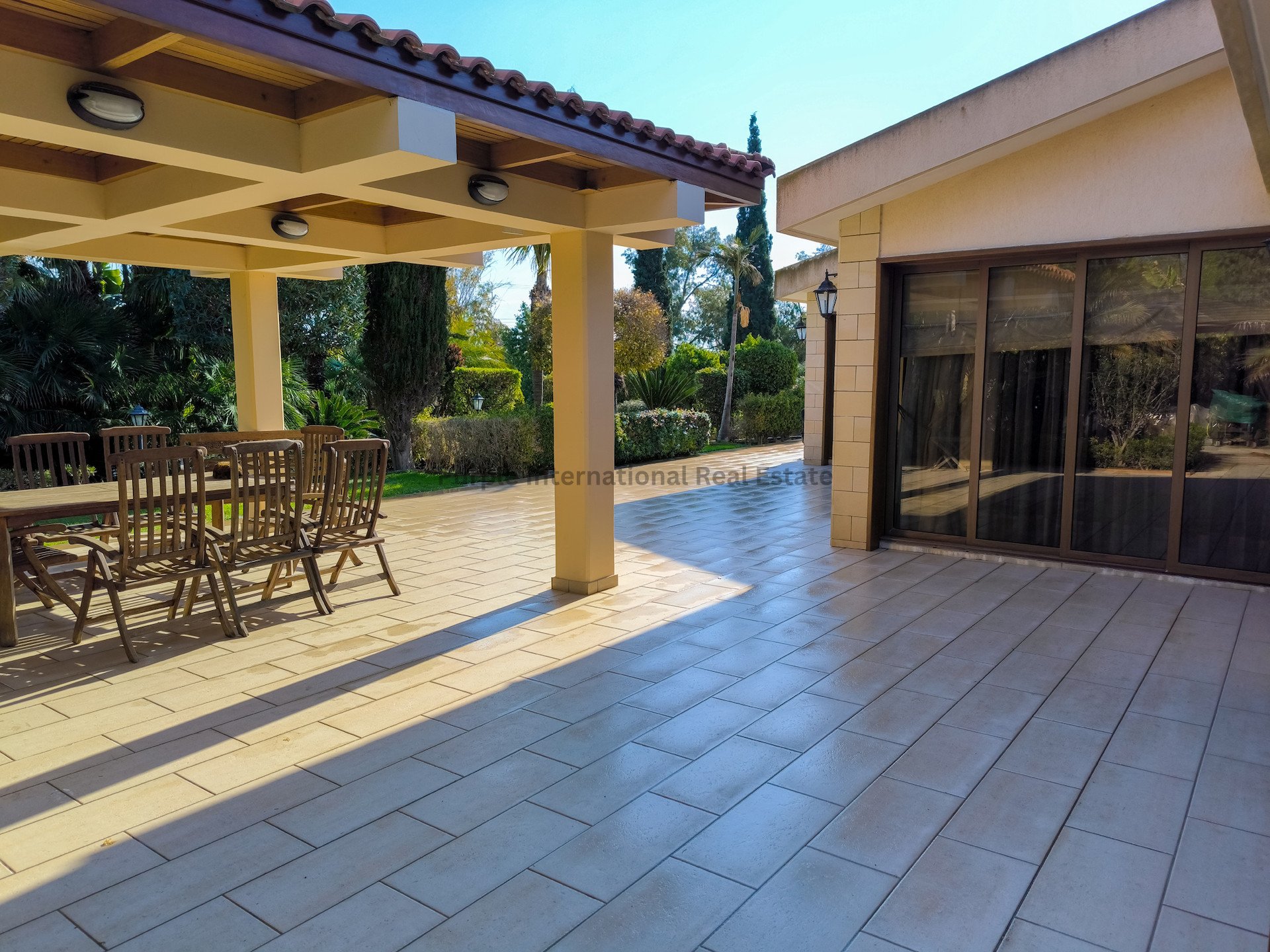 4 bedrooms Villa in Aradippou, Larnaka, Cyprus No. 39130