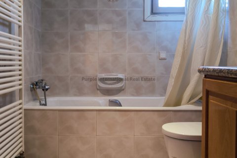 5 bedrooms Villa in Aradippou, Larnaka, No. 39131 17