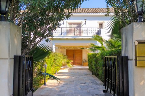 5 bedrooms Villa in Aradippou, Larnaka, No. 39131 9