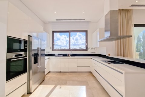 3 bedrooms Villa in Sea Caves, Pegeia, Paphos,  No. 39440 9