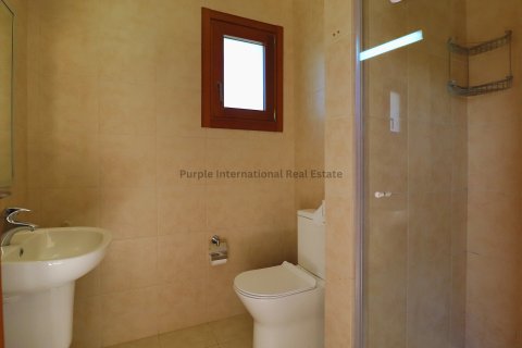 Квартира с 2 спальнями в Aphrodite Hills, Куклия, Пафос,  № 39434 12