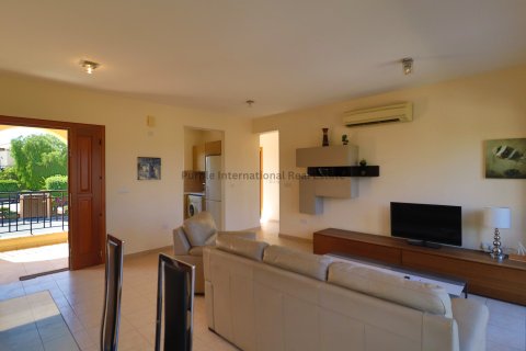 Квартира с 2 спальнями в Aphrodite Hills, Куклия, Пафос,  № 39434 2
