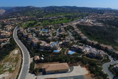 Квартира с 2 спальнями в Aphrodite Hills, Куклия, Пафос,  № 39434 24
