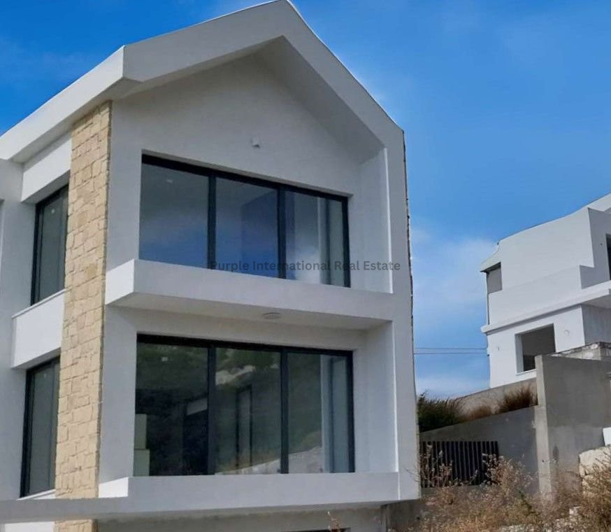 4 bedrooms Villa in Tala, Paphos, Cyprus No. 39438