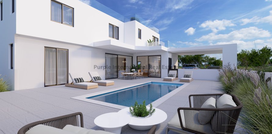 4 bedrooms Villa in Geroskípou, Paphos,  No. 39435