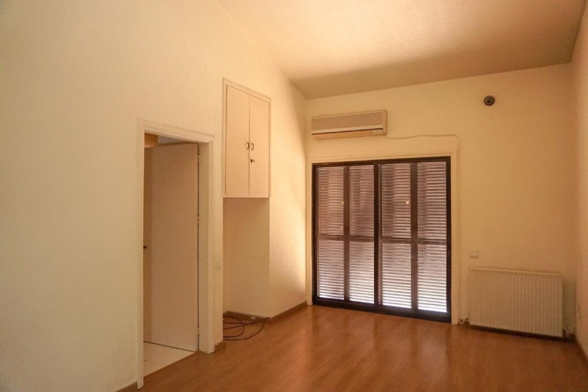 345m2 Villa in Nicosia, Cyprus No. 38968