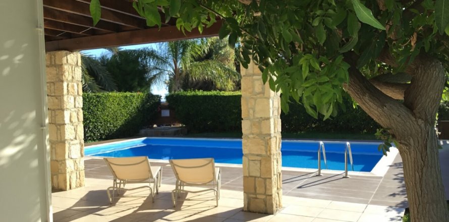 Studio Villa in Limassol,  No. 38965