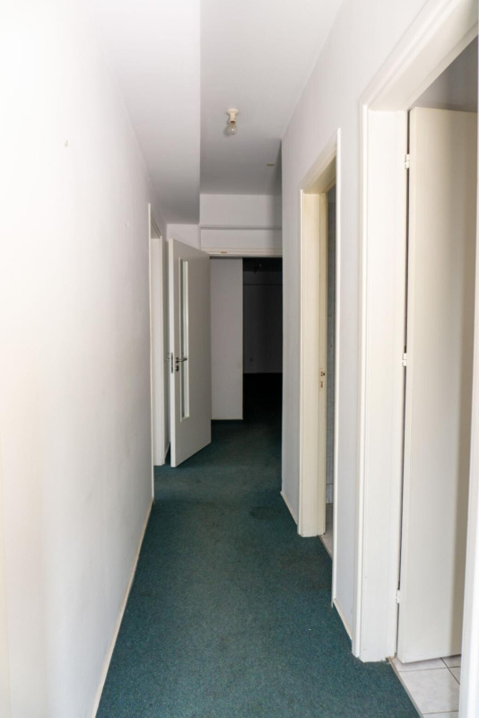 331m2 Commercial property in Nicosia, Cyprus No. 38967