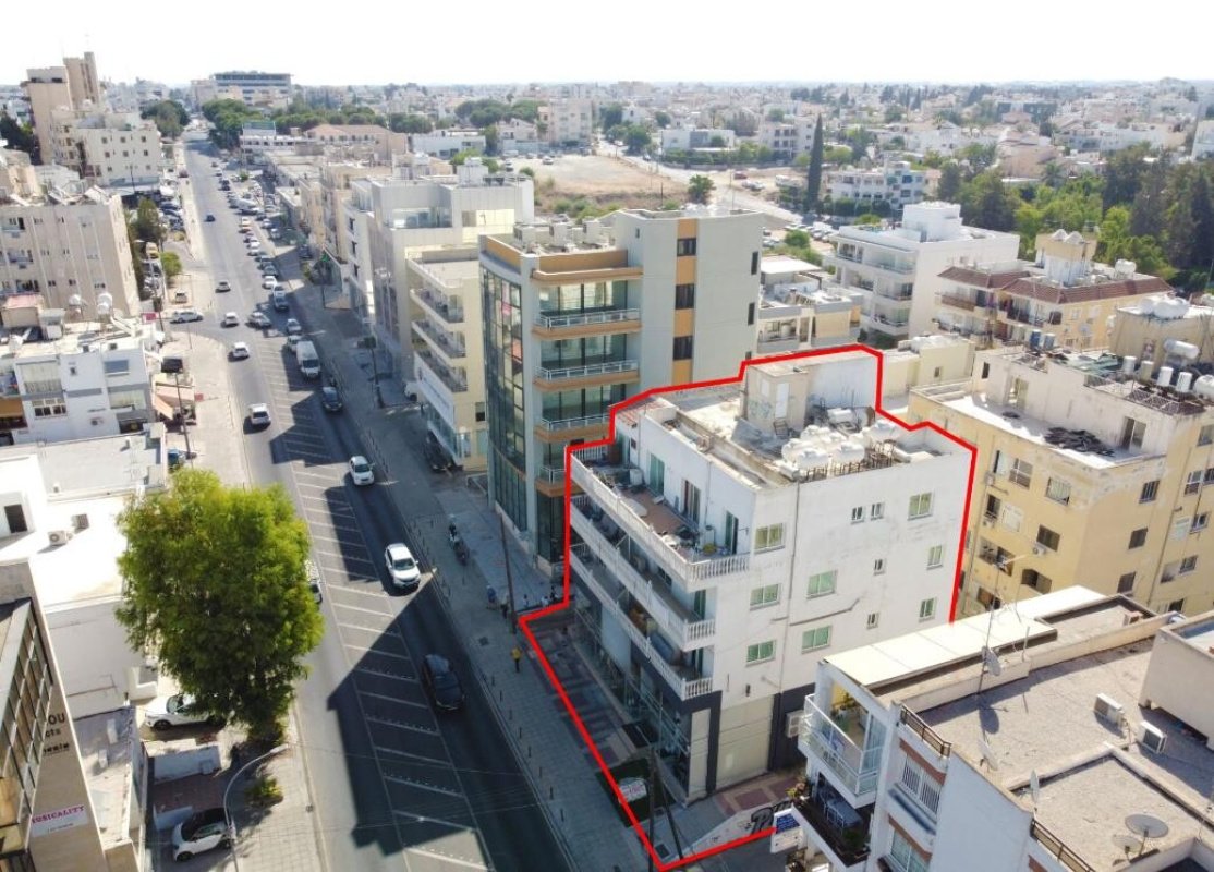 945m2 Commercial property in Nicosia, Cyprus No. 38969