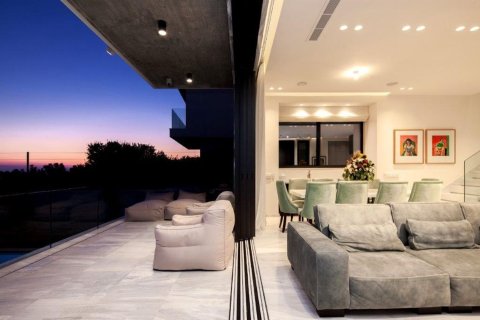 3 bedrooms Villa in Chloraka, Paphos,  No. 44812 11