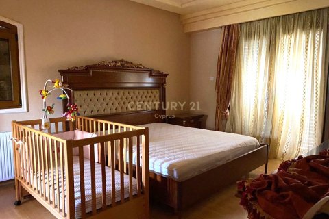 Вилла с 6 спальнями в Агиос Тихонас, Лимасол,  № 53629 7